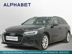 Czarny Używany 2022 Audi A4 Kombi | 117 900 zł (Uczciwa cena)