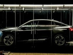 Szary Używany 2020 Audi e-tron Advanced SUV | 149 999 zł