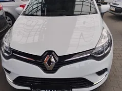 Biały Używany 2018 Renault Clio IV Hatchback | 39 700 zł (Uczciwa cena)