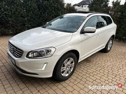 Biały Używany 2017 Volvo XC60 SUV | 62 900 zł (Super Cena)