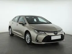 Złoty Używany 2022 Toyota Corolla Sedan/Limuzyna | 64 999 zł (Uczciwa cena)