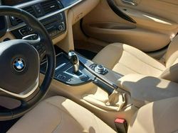 Grafitowy Używany 2015 BMW 318 Kombi | 47 700 zł (Dość drogi)