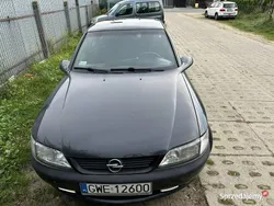 Szary Używany 1998 Opel Vectra Sedan/Limuzyna | 3500 zł (Drogi)