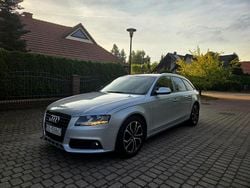 Srebrny (metalik) Używany 2010 Audi A4 Kombi | 22 900 zł (Uczciwa cena)