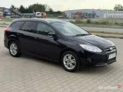 Czarny (metalik, perła) Używany 2011 Ford Focus Kombi | 20 900 zł (Uczciwa cena)