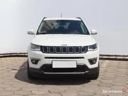 Biały Używany 2021 Jeep Compass SUV | 88 499 zł (Uczciwa cena)
