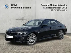 Black sapphire metallic metalizowany Używany 2022 BMW 330e Shadowline Sedan/Limuzyna | 159 900 zł (Dobra cena)