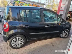 Czarny Używany 2005 Renault Modus Minivan | 10 500 zł (Dość drogi)