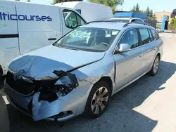 Srebrny Używany 2012 Skoda Superb Kombi | 16 900 zł