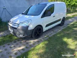 Biały Używany 2008 Citroën Berlingo Minivan | 10 900 zł (Dobra cena)
