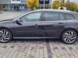 Czarny Używany 2011 Renault Laguna III Bose Edition Kombi | 33 000 zł (Drogi)