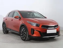 Pomarańczowy Używany 2022 Kia XCeed SUV | 84 999 zł (Uczciwa cena)