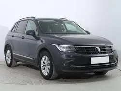 Szary Używany 2022 VW Tiguan SUV | 103 999 zł