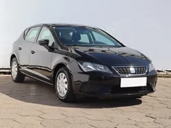 Czarny Używany 2018 Seat Leon Hatchback | 39 999 zł (Uczciwa cena)