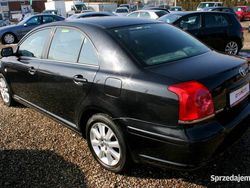Czarny Używany 2004 Toyota Avensis Sedan/Limuzyna | 11 900 zł (Dość drogi)