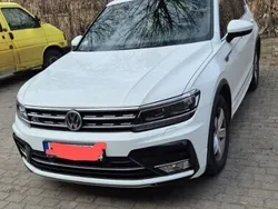 Biały Używany 2016 VW Tiguan R SUV | 75 000 zł (Dość drogi)