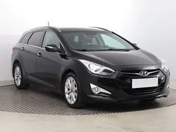 Czarny Używany 2013 Hyundai i40 Kombi | 36 999 zł (Dość drogi)