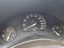 Wiśniowy Używany 1996 Opel Corsa Hatchback | 3999 zł