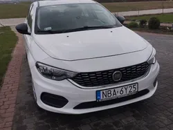 Biały Używany 2016 Fiat Tipo Sedan/Limuzyna | 22 900 zł (Uczciwa cena)