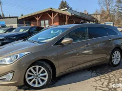 Złoty (metalik) Używany 2013 Hyundai i40 Kombi | 35 900 zł (Uczciwa cena)
