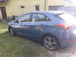 Niebieski Używany 2016 Hyundai i30 Hatchback | 33 000 zł (Uczciwa cena)