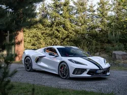 Biały (metalik) Używany 2022 Chevrolet Corvette Coupe | 379 999 zł
