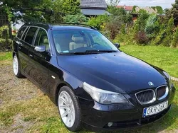 Czarny Używany 2005 BMW 530 Sport Line Kombi | 26 600 zł (Uczciwa cena)