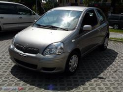 Szarymetallic Używany 2003 Toyota Yaris Hatchback | 11 900 zł