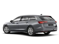 Szary graphite metalizowany Nowe 2025 Skoda Superb Selection Kombi | 244 650 zł (Dość drogi)