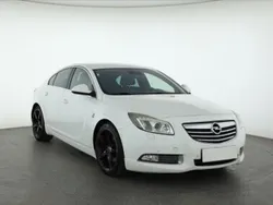 Biały Używany 2013 Opel Insignia Hatchback | 18 999 zł (Super Cena)