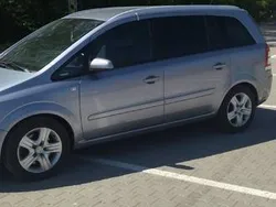 Używany 2009 Opel Zafira Minivan | 15 700 zł (Dość drogi)