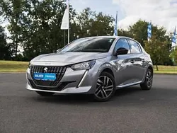 Szary Używany 2023 Peugeot 208 Hatchback | 65 999 zł (Dość drogi)