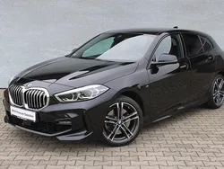 Czarny szafir metalizowany Używany 2021 BMW 120 Shadowline Hatchback | 124 900 zł