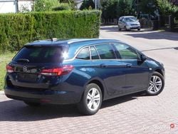 Zielony Używany 2017 Opel Astra Kombi | 23 500 zł (Super Cena)