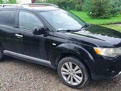 Czarny Używany 2008 Mitsubishi Outlander SUV | 17 500 zł (Uczciwa cena)