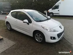 Biały Używany 2012 Peugeot 207 | 8950 zł (Super Cena)