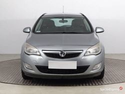 Szary Używany 2011 Opel Astra Kombi | 8999 zł (Dobra cena)