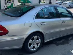 Używany 2003 Mercedes E320 | 11 999 zł