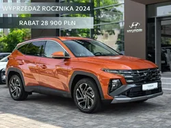 Pomarańczowy (metalik) Nowe 2024 Hyundai Tucson SUV | 150 900 zł (Dość drogi)
