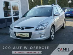 Beżowy (metalik) Używany 2010 Hyundai i30 Kombi | 14 000 zł (Uczciwa cena)
