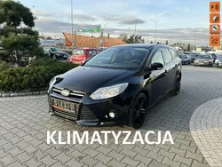 Czarny Używany 2013 Ford Focus Kombi | 27 900 zł (Dość drogi)