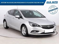 Srebrny Używany 2015 Opel Astra | 28 899 zł (Dobra cena)