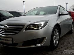Srebrny metalik Używany 2014 Opel Insignia | 54 900 zł