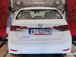 Biały Używany 2022 Toyota Corolla Comfort Sedan/Limuzyna | 80 000 zł (Uczciwa cena)