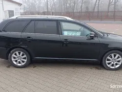 Czarny Używany 2007 Toyota Avensis Kombi | 9900 zł (Uczciwa cena)