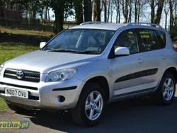 Srebrny Używany 2007 Toyota RAV4 SUV | 27 900 zł (Dość drogi)