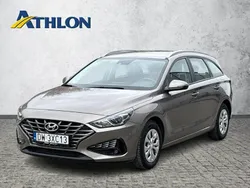 Brązowy (metalik) Używany 2023 Hyundai i30 Kombi | 68 500 zł (Uczciwa cena)