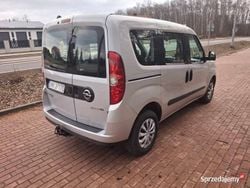 Srebrny Używany 2014 Opel Combo Minivan | 28 700 zł (Uczciwa cena)