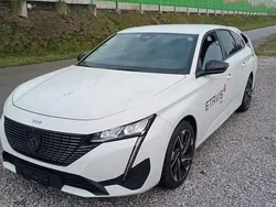 Biały Używany 2022 Peugeot 308 Kombi | 50 900 zł