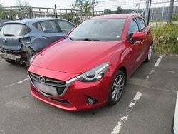 Czerwony Używany 2015 Mazda 2 Hatchback | 22 900 zł